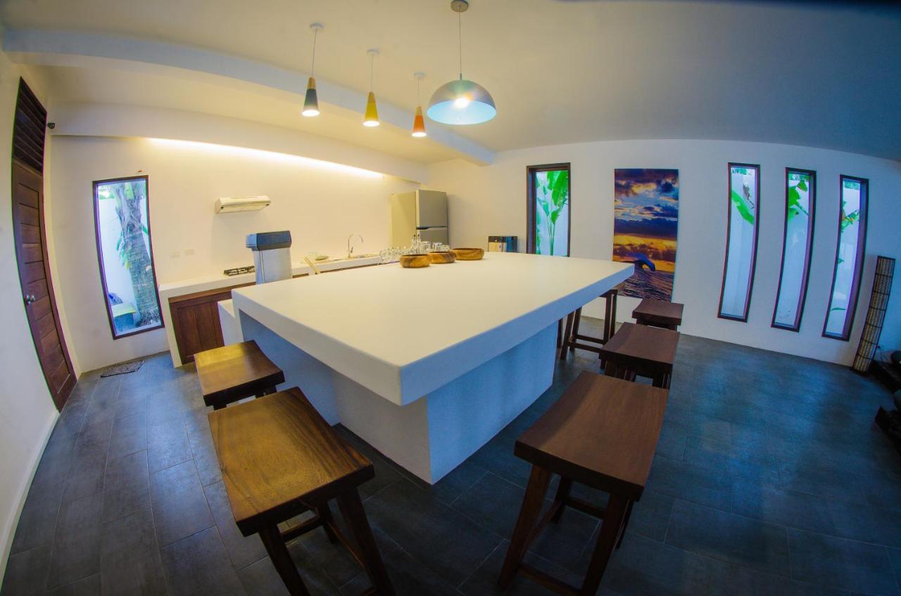 Palaka Resort 제너럴 루나 외부 사진